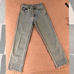 Brandy Melville high waisted mom jeans